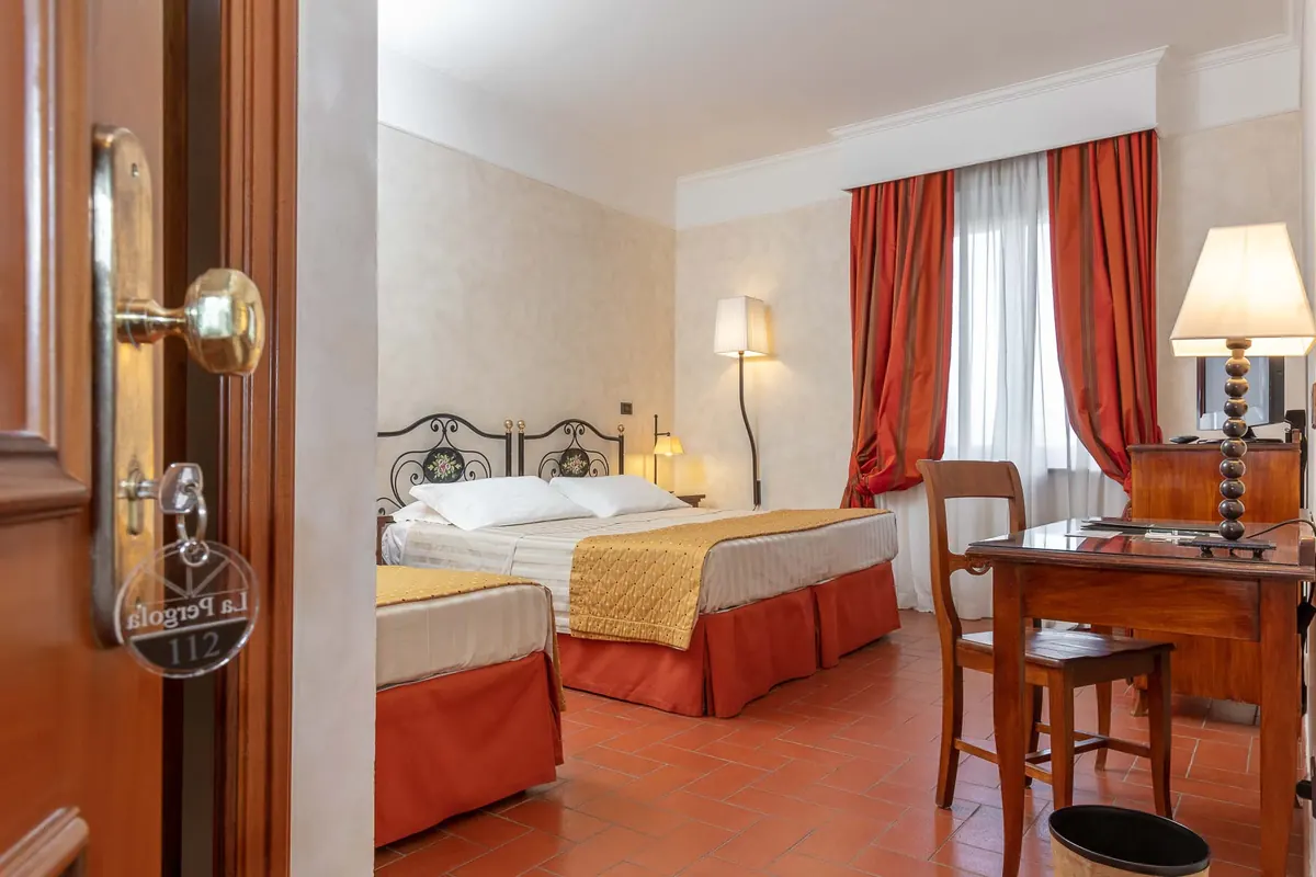 Ingresso di una camera tripla dell'hotel
