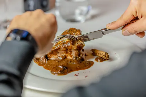 Filetto con salsa ai funghi